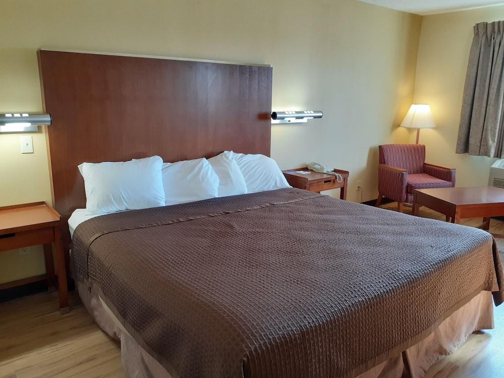 Rodeway Inn Гэллап Экстерьер фото